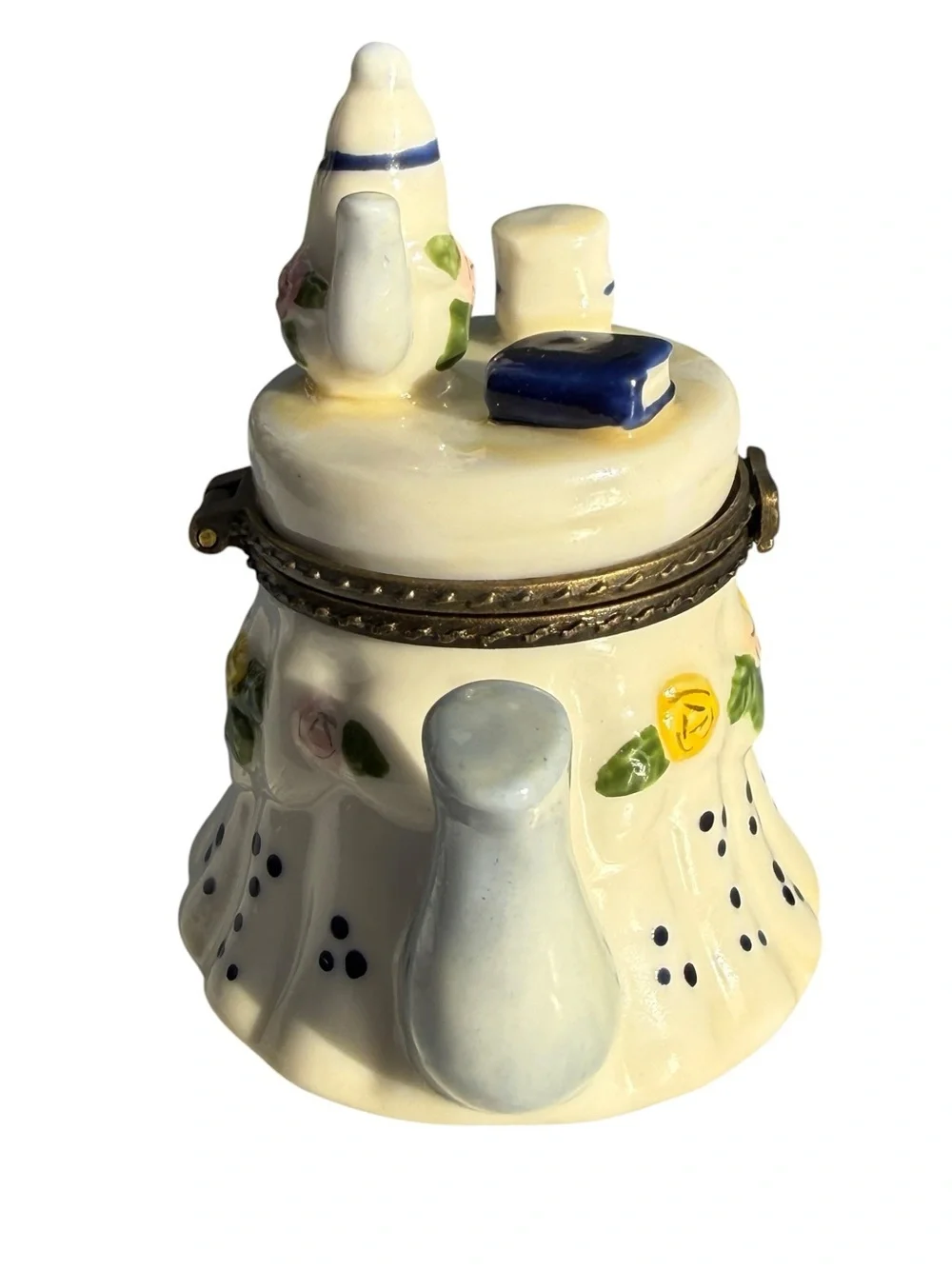 Vintage Teapot Trinket Box Porcelain Hinged Jewelry Box Tea Party Cottagecore 4”